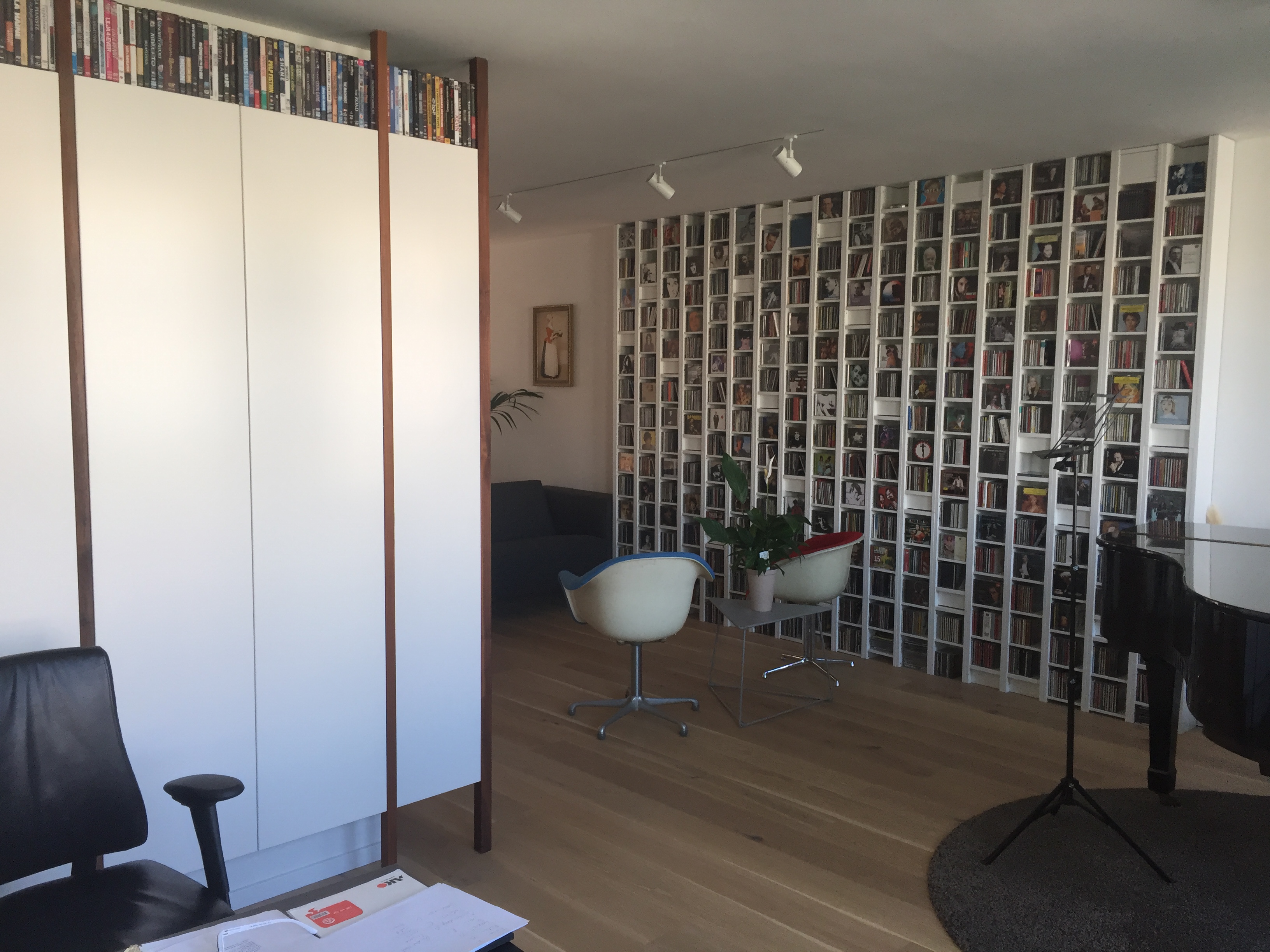 Woonkamer met cd wand