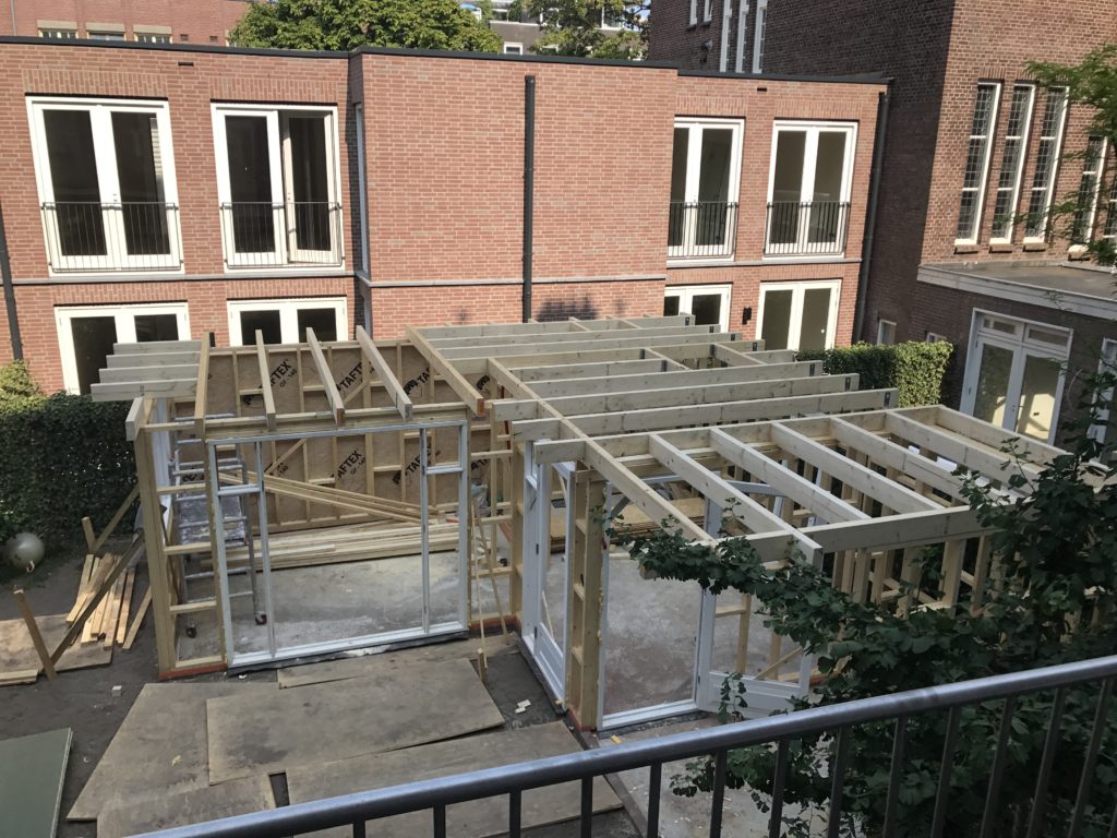 Tuinhuis houtskelet